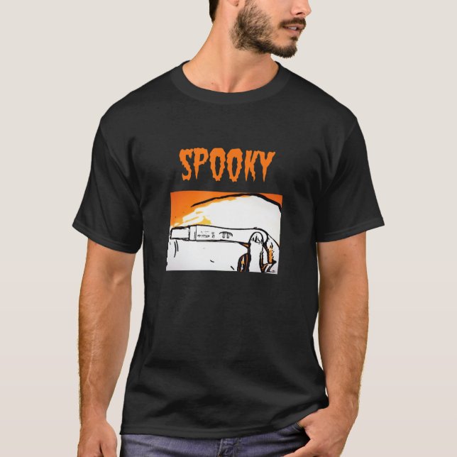 Spooky Gravid Halloween. Graviditet är bil T Shirt (Framsida)