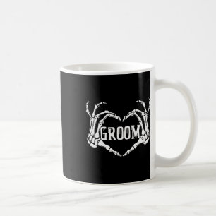 Spooky Groom Skeleton Händer Halloween Förlovning Kaffemugg