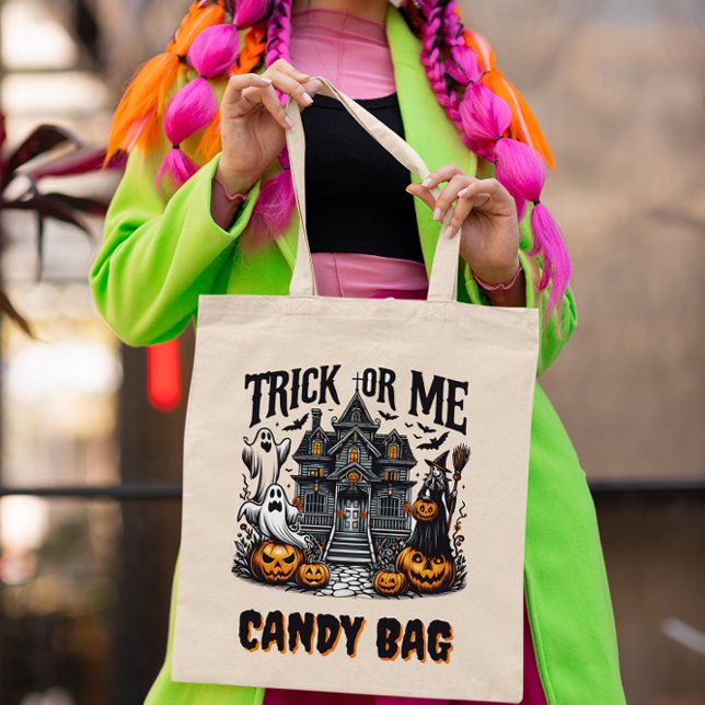 Spooky Halloween-hus med spöken och pumpor Tygkasse (Skapare uppladdad)