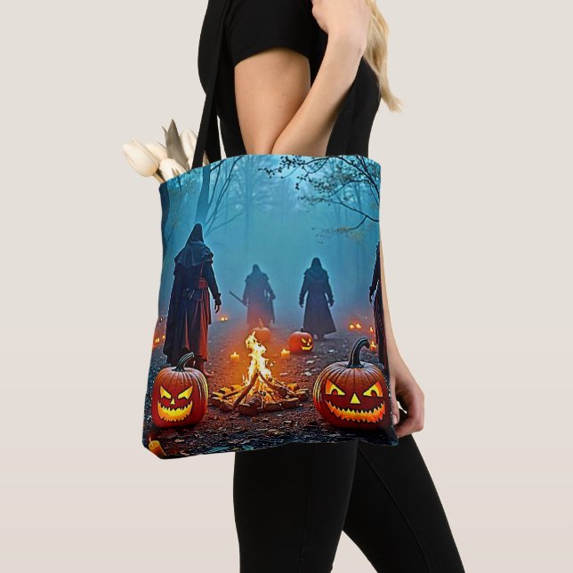 Spooky Halloween Ritual Design Tygkasse (Närbild)