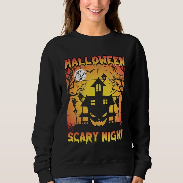 Spooky Haunted Pumpkin Halloween Graphic T Shirt (Framsida)