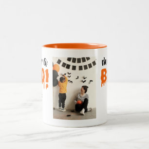 Spooky Mamma Boo Orange Halloween Family Photo Två-Tonad Mugg
