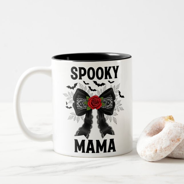 Spooky Mamma Coquette Halloween Två-Tonad Mugg (Med munk)