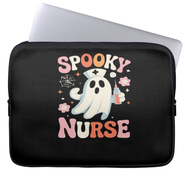 Spooky Nurse Classic T-Shirt_1 Laptop Fodral (Framsidan)