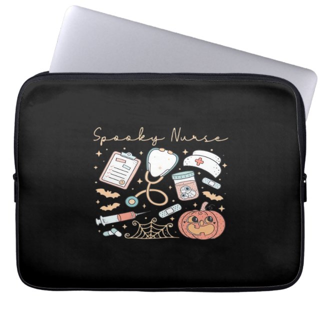 Spooky Nurse Life Oversized T-Shirt Laptop Fodral (Framsidan)