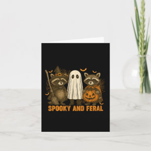 Spooky och Feral Cute Ghost Racoon Halloween Costu Kort