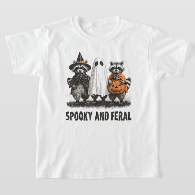 Spooky och Feral Halloween Cute Ghost Raccoon T Shirt (Laydown)