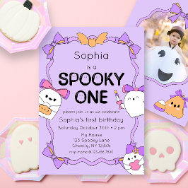 Spooky One Halloween 1:a födelsedag Fotoinbjudan Inbjudningar
