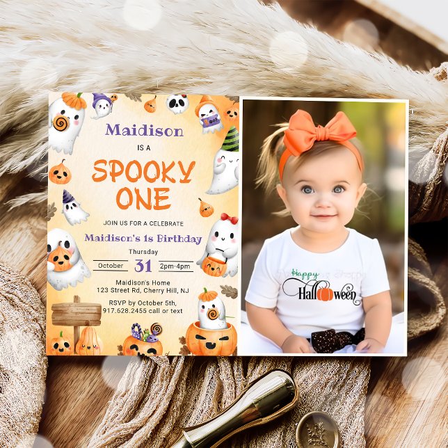 Spooky One Halloween Cute Ghost Birthday Photo Inbjudningar (Skapare uppladdad)