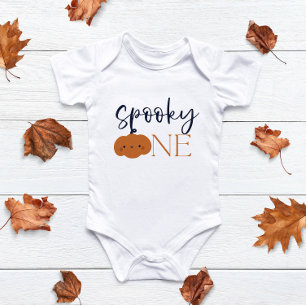 Spooky One Halloween Orange Pumpkin Baby Bodykosty T Shirt