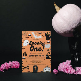 Spooky One Retro Grovy Halloween Girl Första födel Inbjudningar