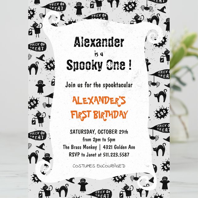 Spooky one Spooktacular Halloween 1-födelsedag Inbjudningar (Halloween-1st-birthday-Invitation-Spooky-one-Spooktacular-boy-grey-1)
