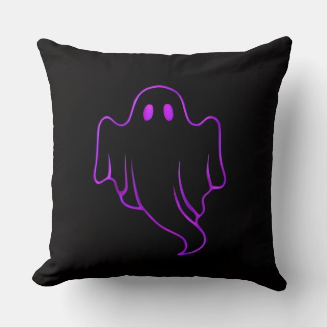 "Spooky Purple Glowing Ghost on Black Throw Pillow Kudde (Framsida)