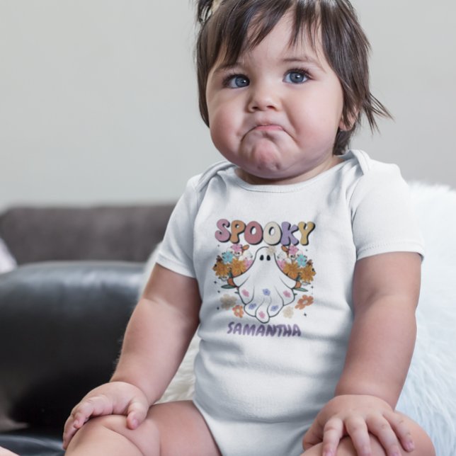 Spooky Retro Ghost Halloween Cute T Shirt (Skapare uppladdad)