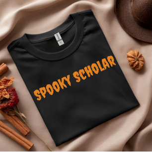 Spooky Scholar orange typografi T Shirt
