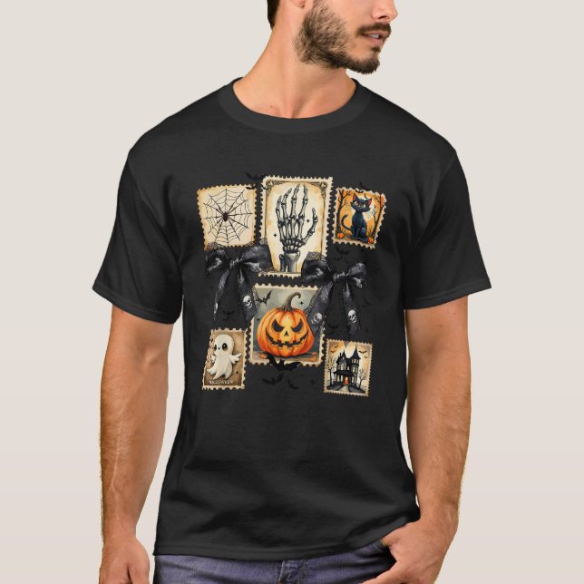 Spooky Season Coquette Bow Halloween Skeleton Jack T Shirt (Framsida)