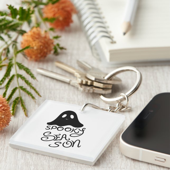 Spooky Season Halloween keychain gift (Högra Framsidan)