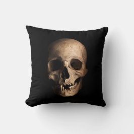 Spooky Skull med svarta spindlar Kudde