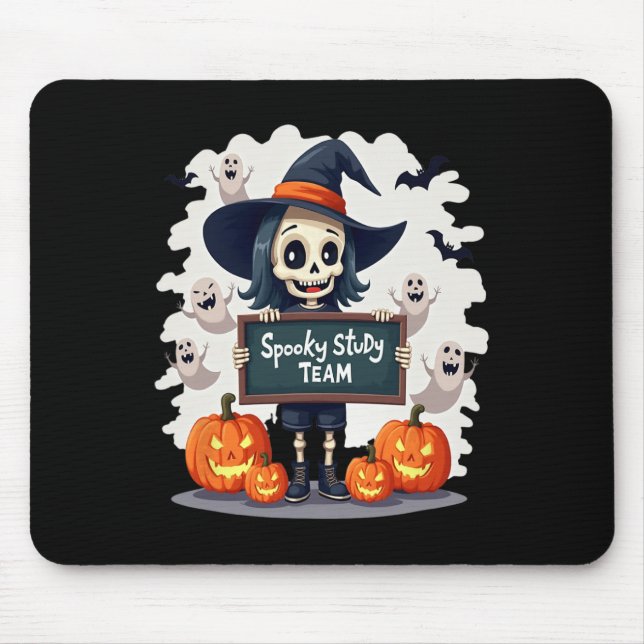 Spooky Study Team - Cute Halloween Skeleton Teache Musmatta (Framsidan)
