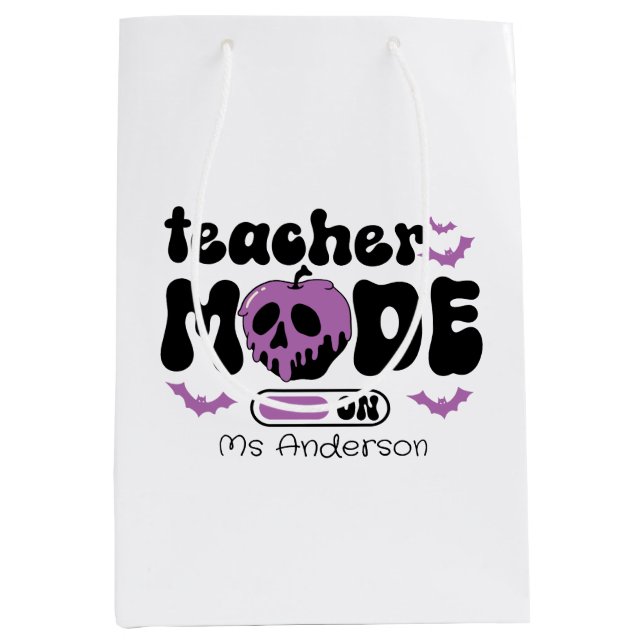 Spooky Teacher Halloween "Mode On" Apple & Fladder (Framsidan)