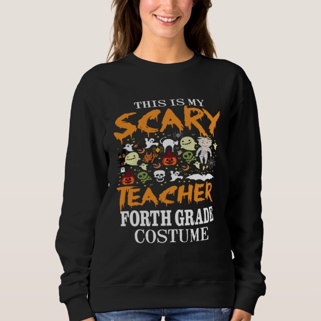Spooky This Is My Scary 4th Grade Teacher Hallowee T Shirt (Framsida)