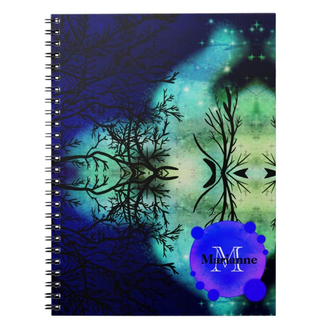 Spooky Twilight Forest Halloween Anteckningsbok (Framsidan)