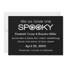 Spooky Typography Halloween Spara datum