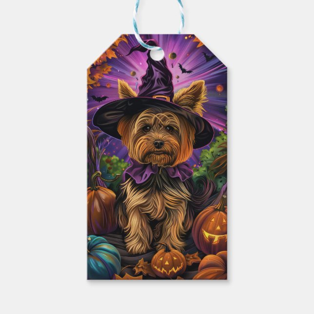 Spooky Yorkipoo Hund Halloween Witch och Pumpkin Presentetikett (Framsidan)