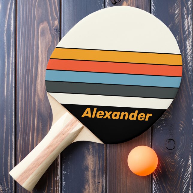 Sport Retro Mörk Regnbågsrandig med Namn Pingisracket (Skapare uppladdad)