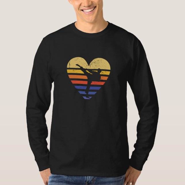 Sport Retro Sunset Heart Taekwondo T Shirt (Framsida)