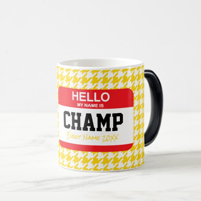 Sportfantast Mitt Namn är Märkre Houndstooth-evene Magisk Mugg (Framsida höger)
