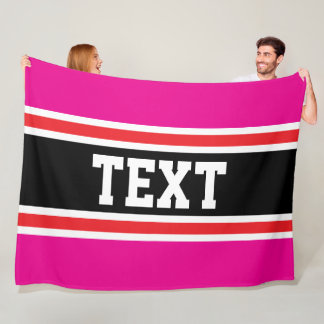 Sportig kul ljus rosa röd svart ränder DITT TEXT Fleecefilt