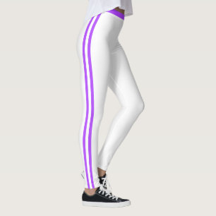 Sportslåror med lila sidostripor i vitt leggings