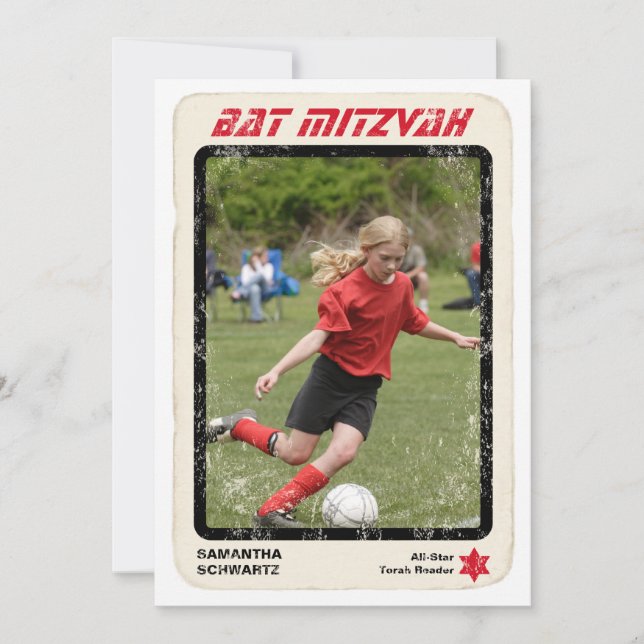 Sportstjärnans Bat mitzvah inbjudan i rött (Framsida)