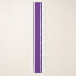 Sporty Colorful Lila Tävla Rand White Kant Sjal<br><div class="desc">Den här eleganta,  färglösa designen har ett färgstarkt centrum för lila rand som markerats med matchande flytande streck. Stängningen av vitt utanför kant rand kompletterar sportens sammansättning.</div>