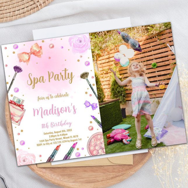 Sprid födelsedagsinbjudan med foto inbjudningar (Purple Spa Birthday Invitations with photo)