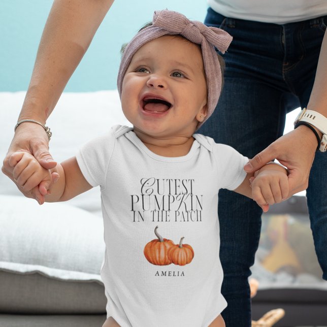 Spridningspumpa i plåstret t shirt (Skapare uppladdad)