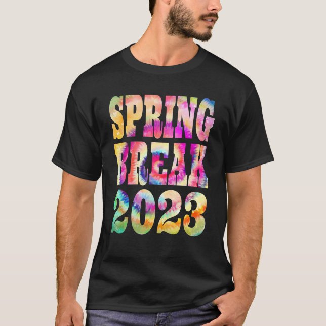 Spring Break 2023  Groovy Tie Dye Matching Family  T Shirt (Framsida)