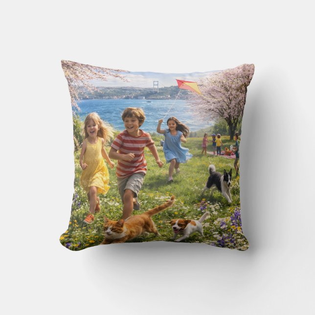 Spring Joy by the Sea Throw Pillow Kudde (Framsida)