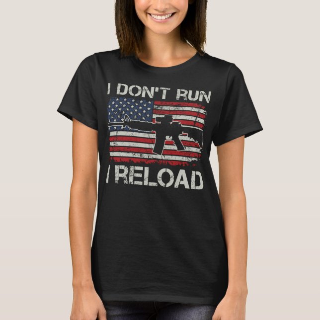 Springa I Reload - Pro Guns AR15 USA flagga Funn T Shirt (Framsida)