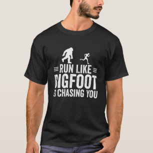 Springa som Bigfoot jagar dig Sasquatch Bigfoot T Shirt