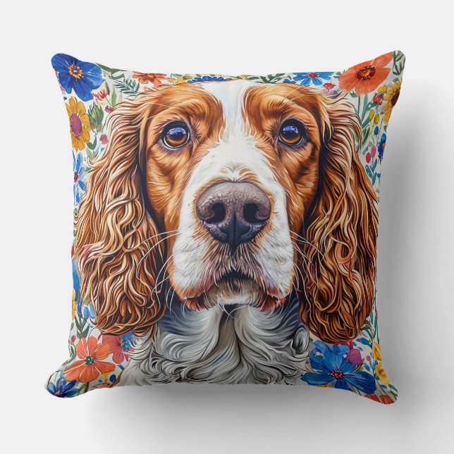 Springer Spaniel Med Färgrik Blommig Bakgrund Kudde (Framsida)
