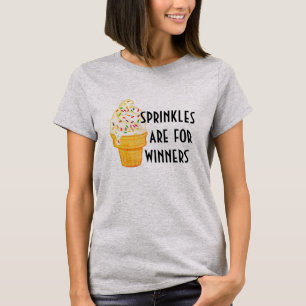 Sprinkler är avsedda för vinterdesign av iskräm t shirt