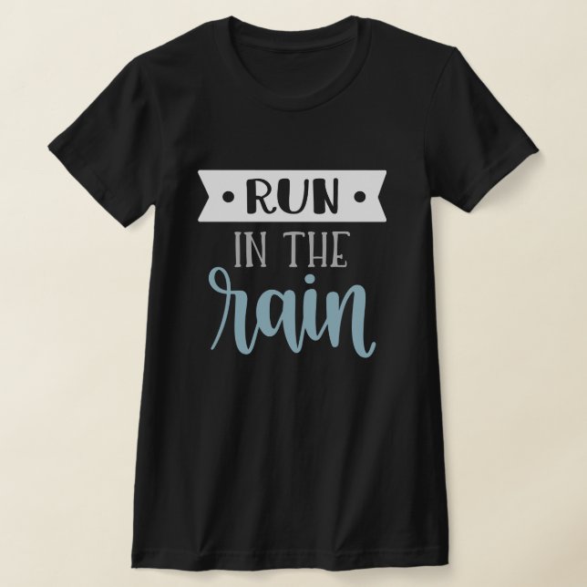 SPRINTA I REGNET TYPOgRAFI MÖRK T-Shirt (Laydown)
