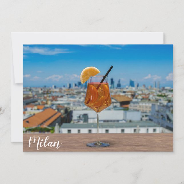 Spritz-cocktail på bord mot Milano (Framsida)