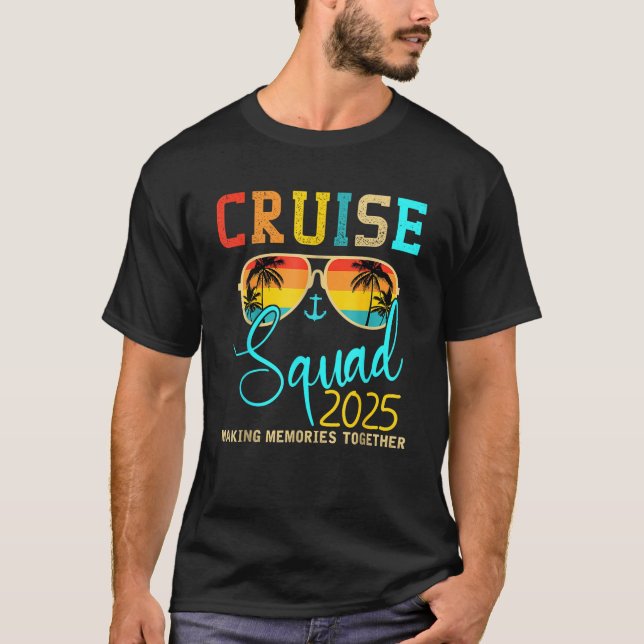 Squad Crew Cruise 2025 Summer Vacation Matching Fa T Shirt (Framsida)
