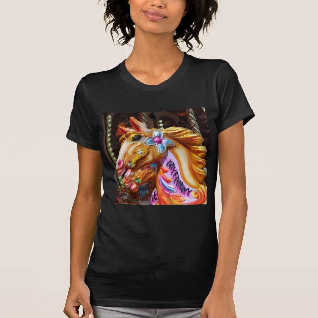 Square Photo - Merry-go-round Horses T Shirt (Framsida)