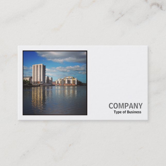 Square Photo (v2) - Cardiff Bay Visitkort (Framsida)