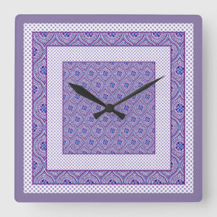 Square Wall Clock, Mauve, White Ogees och Polkas Fyrkantig Klocka