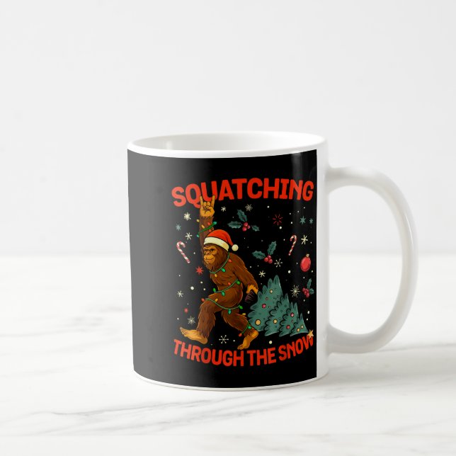 Squatching Through The Snow Funny Bigfoot Rock On  Kaffemugg (Höger)